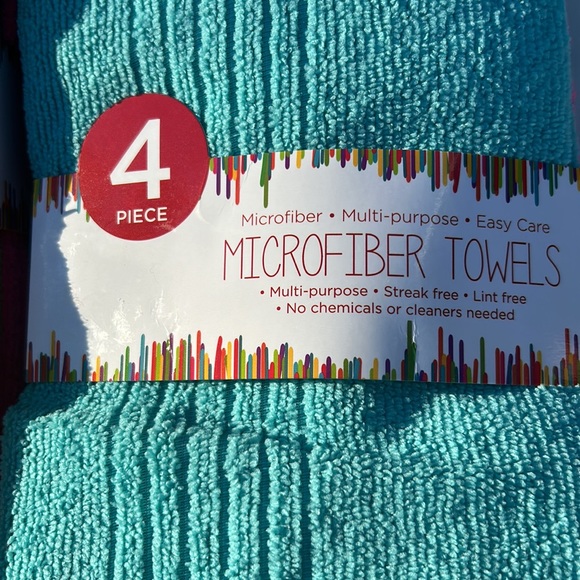 8 NEW Microfiber Towels - Picture 2 of 3